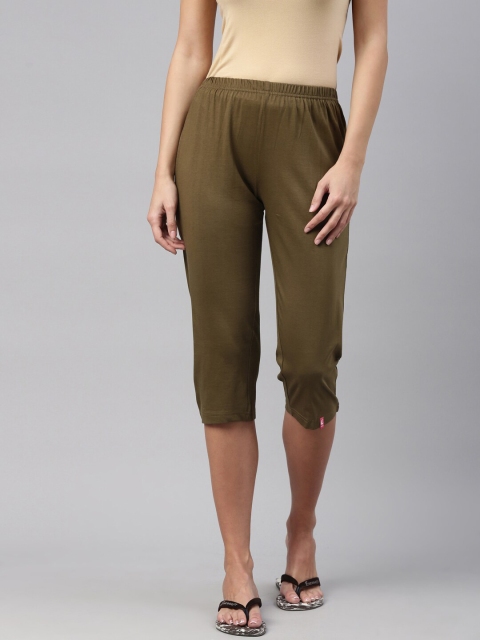 

A3A Women Brown Cotton Capris
