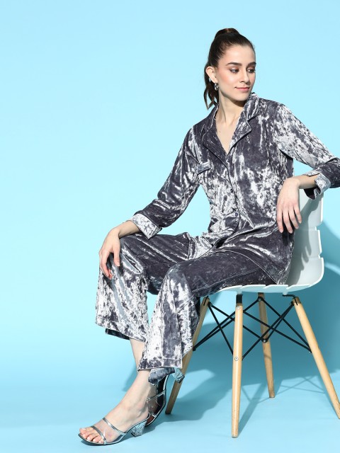 

The Kaftan Company Women Beautiful Grey Solid Velvet Night Suit