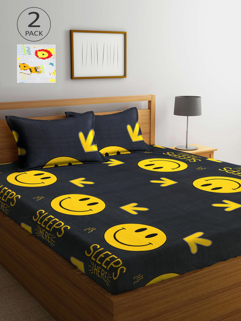 

Arrabi Grey & Black Graphic 210 TC 2 King Bedsheet with 4 Pillow Covers