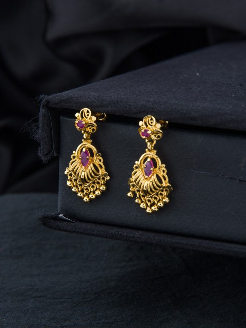 

Alankruthi Gold-Toned Leaf Shaped Drop Earrings
