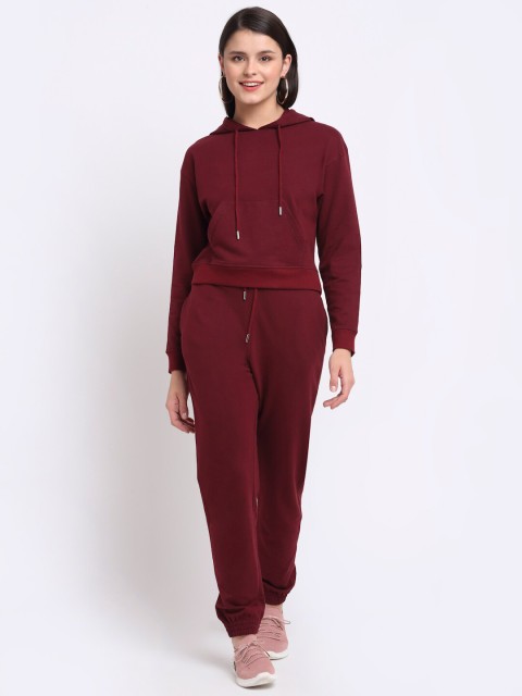 

THE UKKIYO LIFE Women Maroon T-shirt with Trousers