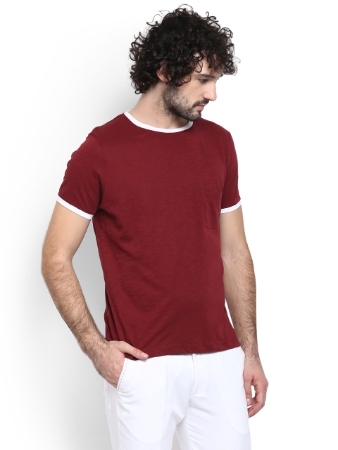 

MR BUTTON Men Maroon Solid Round Neck T-shirt