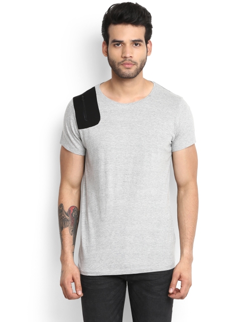 

MR BUTTON Men Grey Melange Solid Round Neck T-shirt