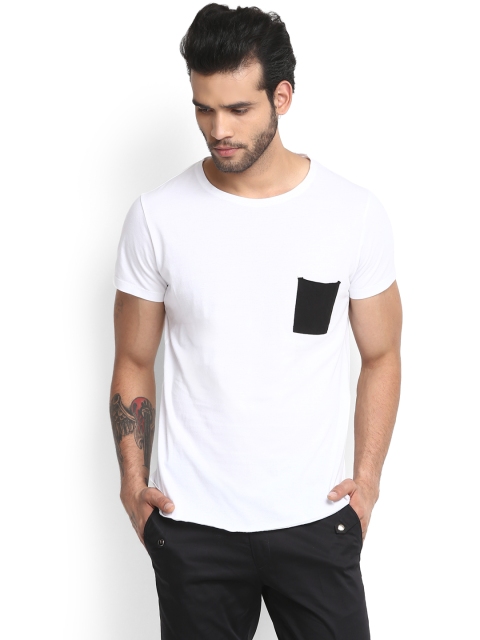 

MR BUTTON Men White Solid Round Neck T-shirt