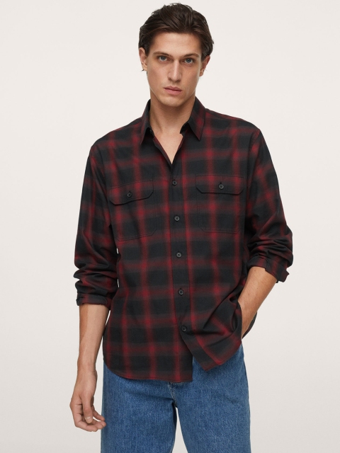 

MANGO MAN Men Black And Red Buffalo Checked Casual Shirt