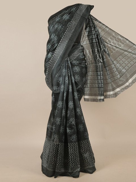 

Pothys Grey & White Ethnic Motifs Printed Saree