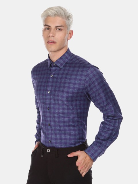 

Arrow Men Blue & White Opaque Checked Pure Cotton Casual Shirt