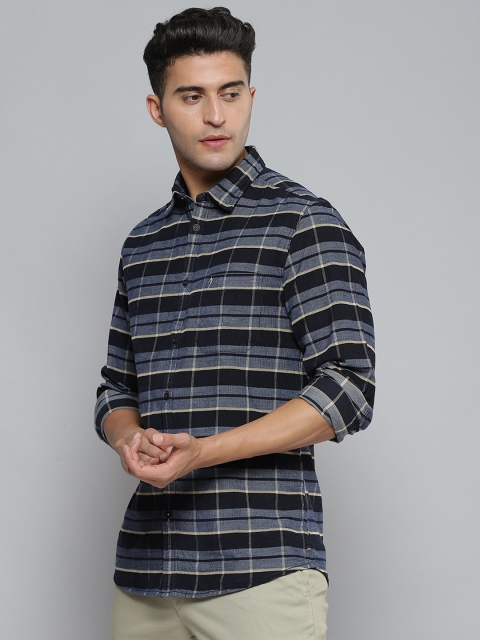 

Indian Terrain Men Navy Blue Slim Fit Striped Pure Cotton Corduroy Shirt
