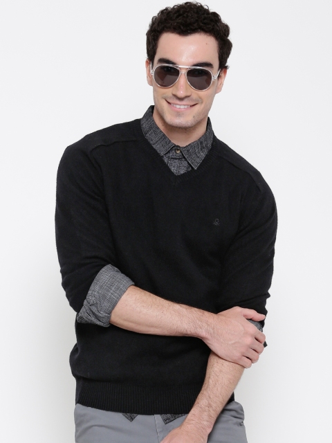

United Colors of Benetton Men Black Solid Sweater
