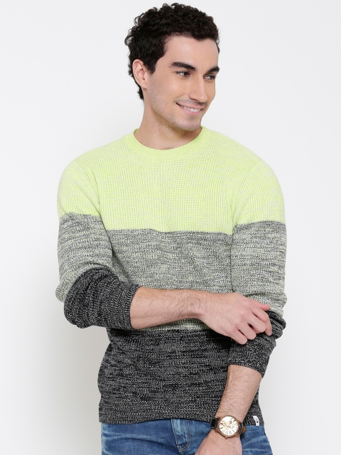 

United Colors of Benetton Men Lime Green & Grey Colourblocked Sweater