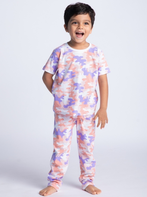 

Cuddles for Cubs Unisex Kids Peach-Coloured & Purple Printed Night suit