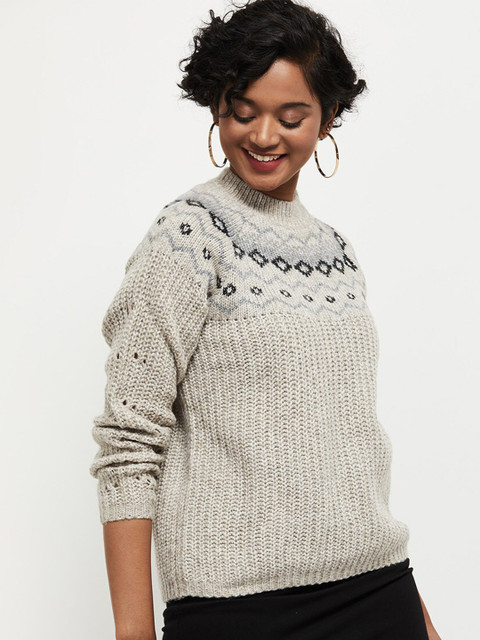 

max Women White & Grey Pullover