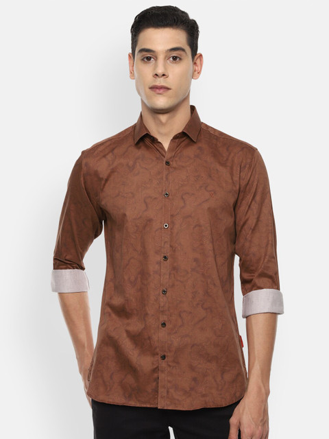 

V Dot Men Brown Slim Fit Opaque Printed Casual Shirt