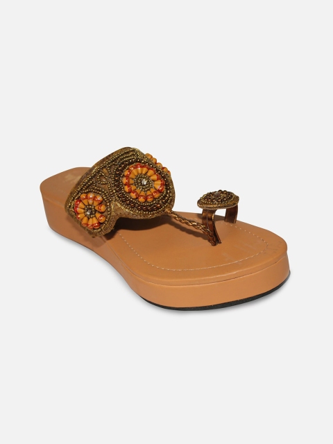 

WALK N STYLE COLLECTION Beige Comfort Sandals