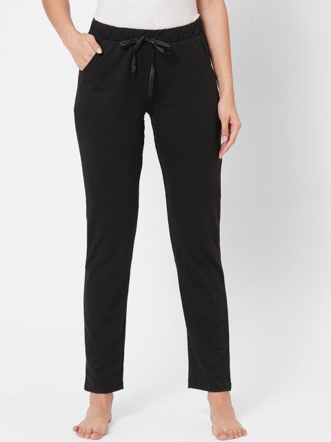 

Sweet Dreams Women Black Cotton Solid Pyjama