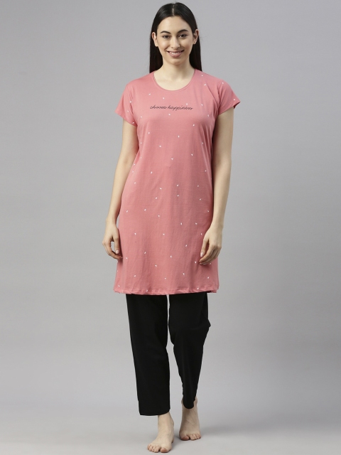 

GOLDSTROMS Women Peach-Coloured & Black Printed Night suit