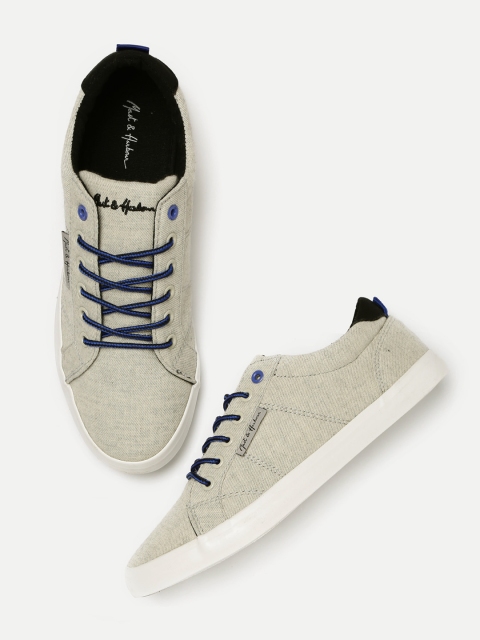 

Mast & Harbour Men Off-White Sneakers