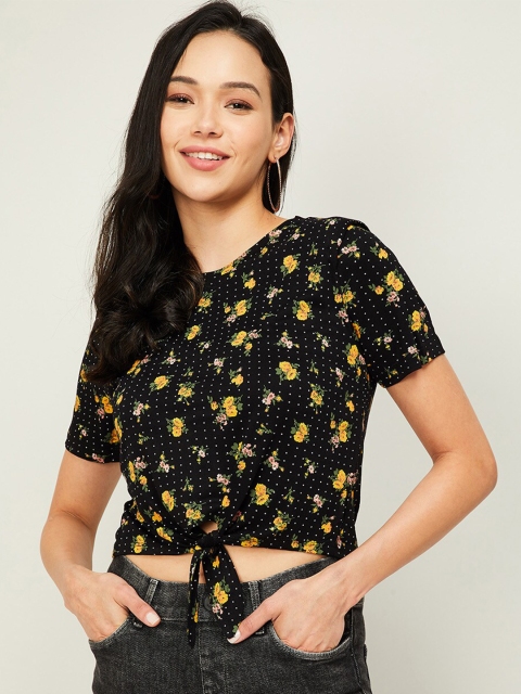 

Ginger by Lifestyle Black & Yellow Floral Front Knot Regular Crop Top