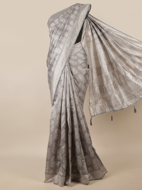

Pothys Grey & White Floral Printed Saree