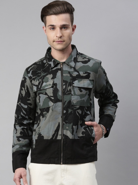 

Breakbounce Men Black & Green Camouflage Outdoor Denim Jacket