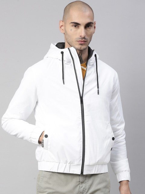 

Breakbounce Men White Lightweight Outdoor Padded Jacket