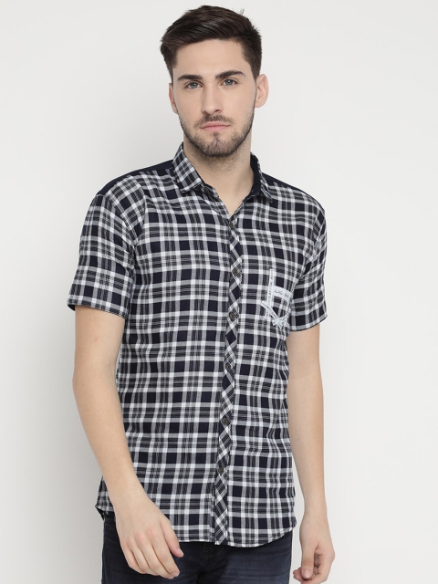 

V2 Value & Variety Men White & Black Opaque Checked Casual Shirt