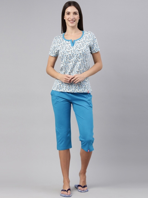 

A3A Women Blue & White Printed Cotton Night suit