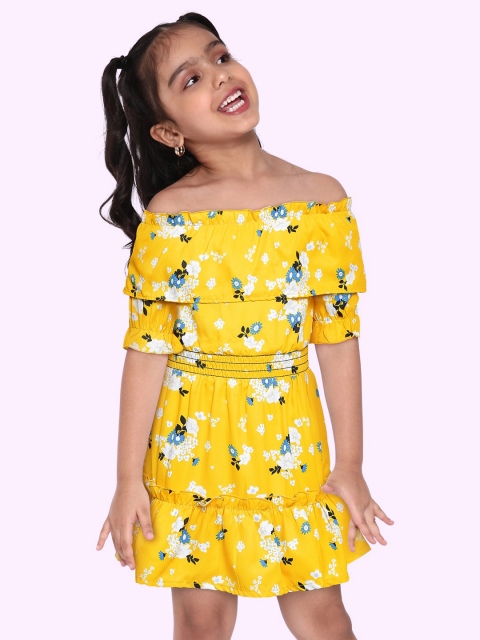 

Yuvraah Girls Yellow & White Floral Printed Midi Fit & Flare Dress