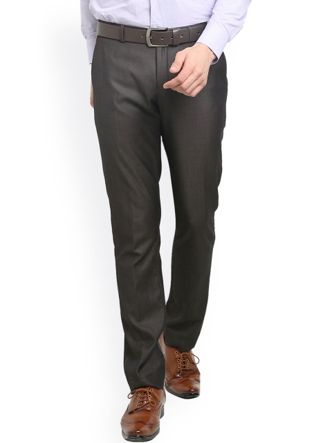 

Blackberrys Men Grey Solid Skinny Fit Flat-Front Trousers