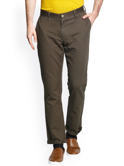 

Blackberrys Men Brown Solid Regular Fit Chinos