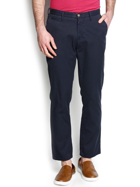 

Blackberrys Men Navy Solid Skinny Fit Chino Trousers, Navy blue