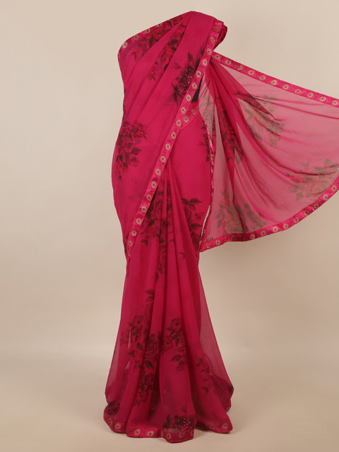 

Pothys Magenta & White Floral Printed Saree