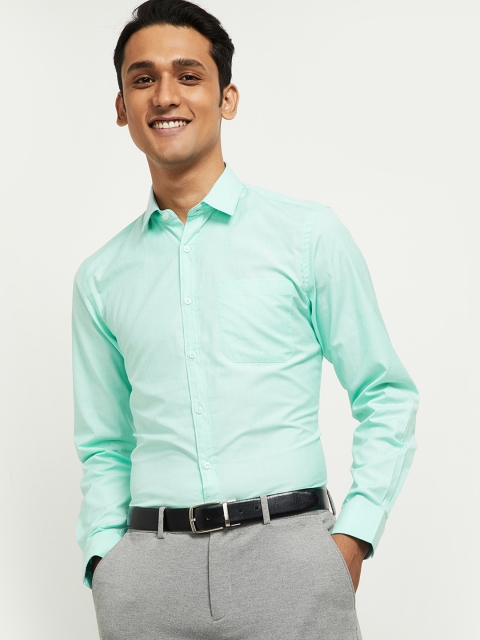 

max Men Green Solid Regular Fit Formal Shirt