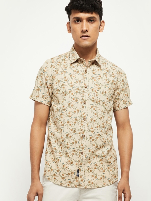 

max Men Beige Floral Printed Pure Cotton Casual Shirt