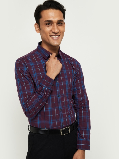 

max Men Burgundy Tartan Checks Opaque Checked Casual Shirt