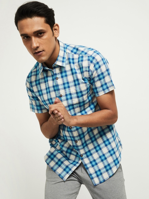 

max Men Blue Tartan Checks Opaque Cotton Casual Shirt