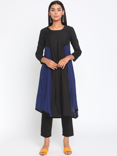 

trueBrowns Women Black Colourblocked Panelled Kurta with Trousers