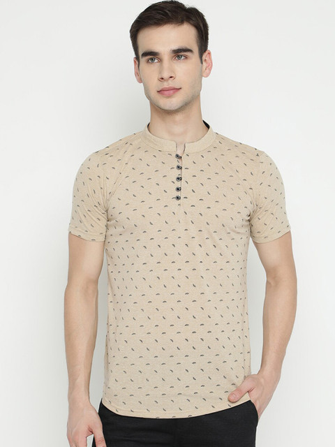 

V2 Value & Variety Men Beige Floral Printed Mandarin Collar T-shirt