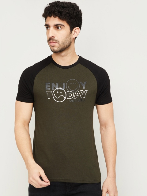 

SmileyWorld Men Olive Green Typography Colourblocked T-shirt