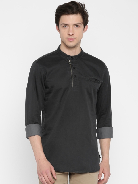 

The Indian Garage Co Men Black Solid Kurta