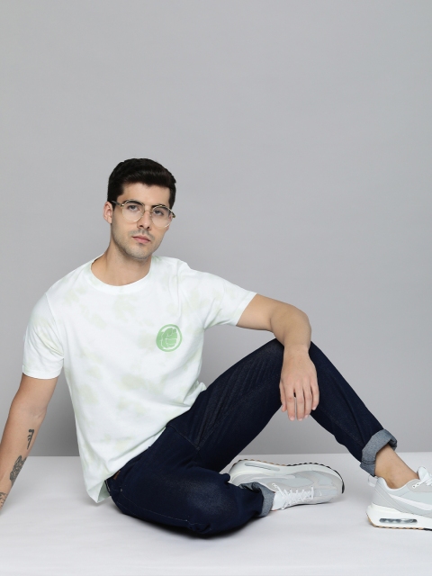 

Kook N Keech Marvel Men White & Green Dyed Pure Cotton T-shirt