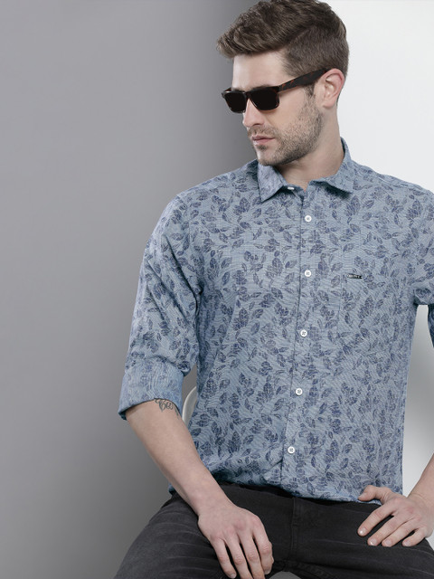 

The Indian Garage Co Men Blue Self Design Casual Shirt