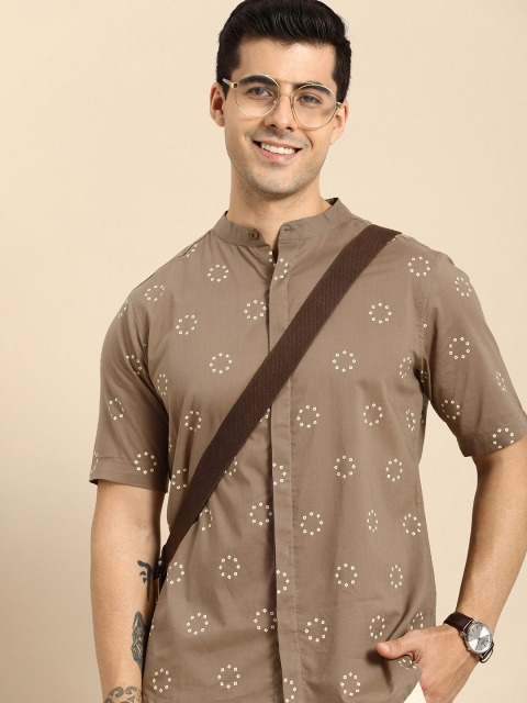 

Anouk Men Khaki & White Printed Casual Shirt