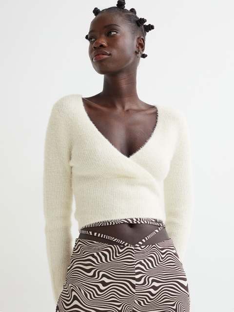 

H&M Woman White Fluffy jumper