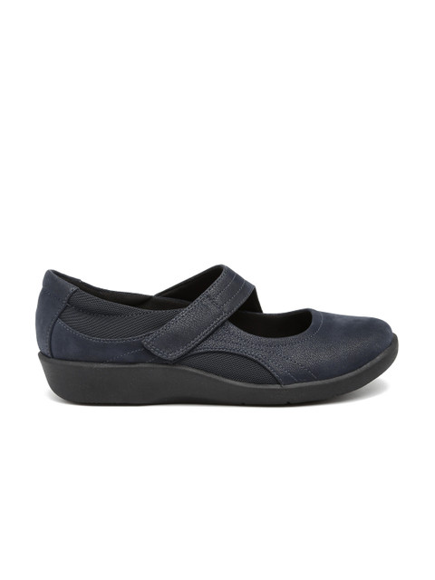 

Clarks Women Navy Solid Flat Shoes, Navy blue
