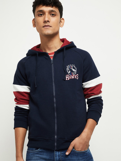 

max Men Navy Blue Printed Sweatshirt