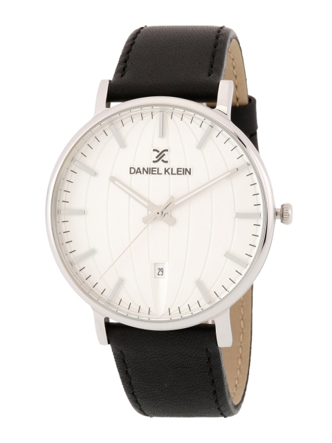 

Daniel Klein Men Silver-Toned Patterned Dial & Black Leather Wrap Around Straps Analogue Watch