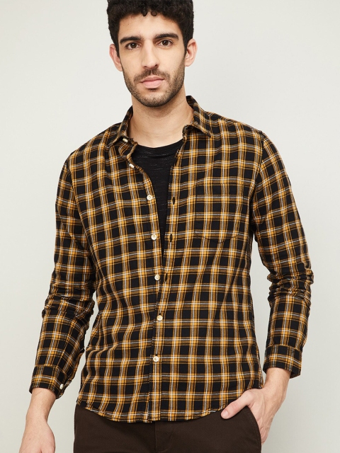 

Forca by Lifestyle Men Yellow Slim Fit Buffalo Checks Opaque Cotton Casual Shirt
