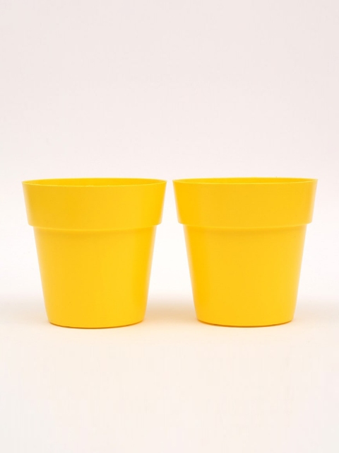 

Ferns N Petals Set Of 2 Yellow Solid Plastic Planters