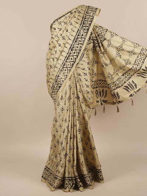 

Pothys Cream-Coloured & Black Floral Saree